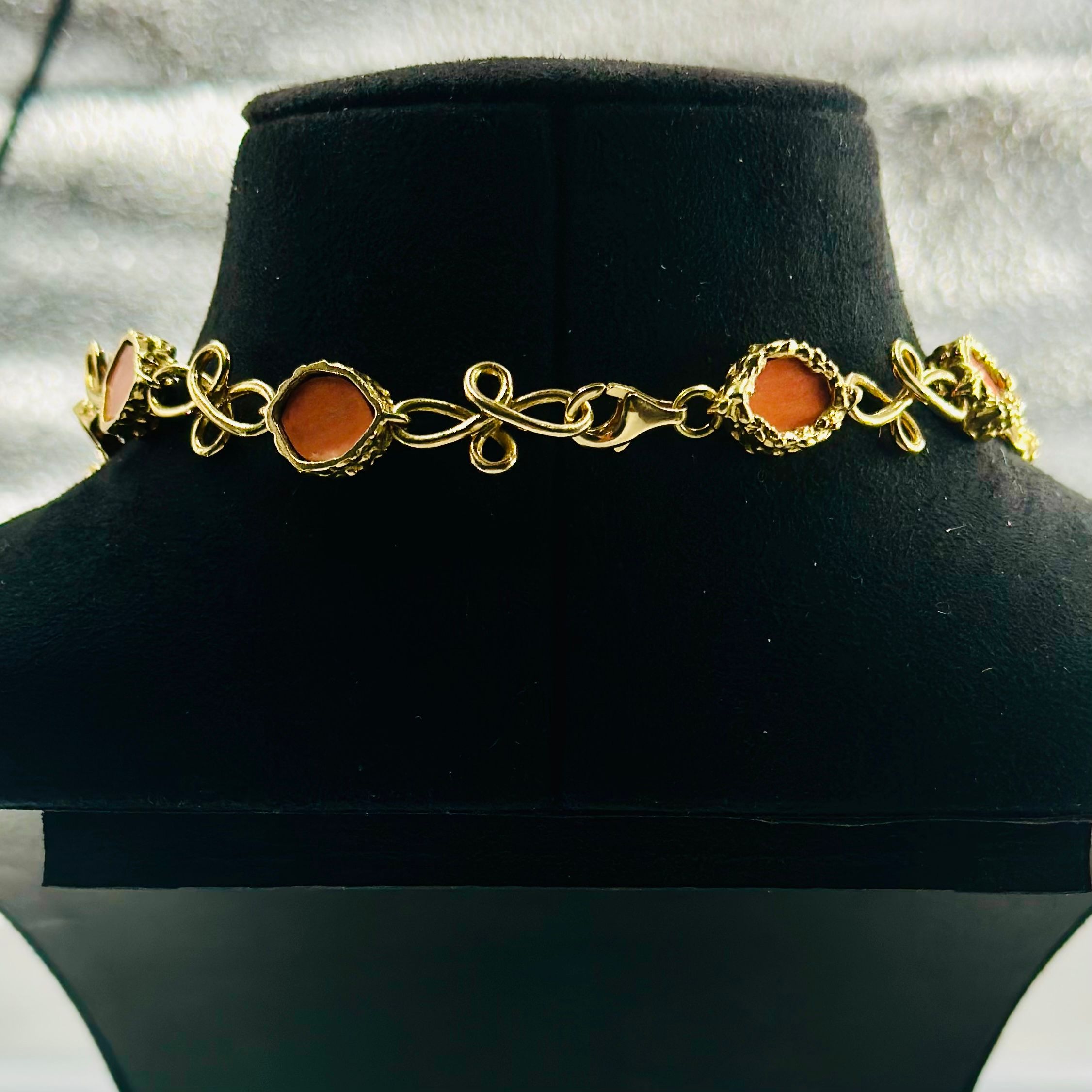 Sautoir MAUBOUSSIN en or jaune et corail – Image 4